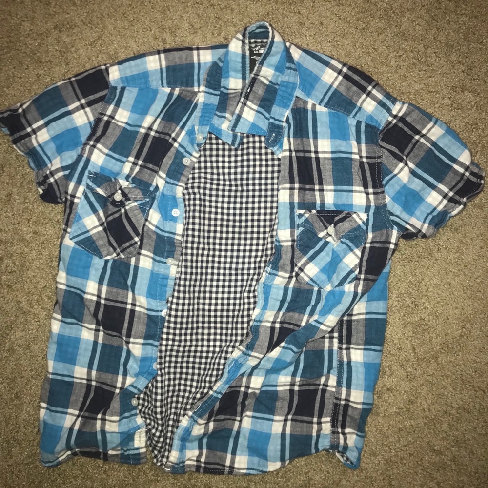 H&M plaid blue t shirt size medium